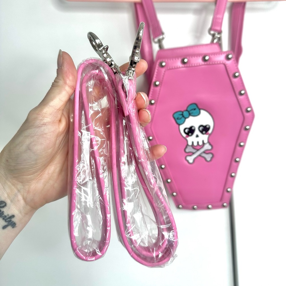 Cute But Deadly Coffin Bag/Purse Sugar Thrillz Dollskill Pink Kawaii Goth - Picture 8 of 9